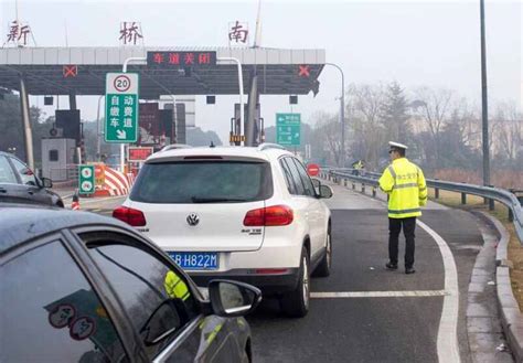 汽车在杭州违章了，萧山能处理吗