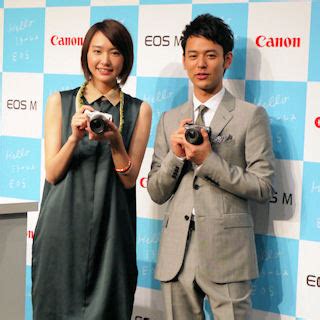 自腹でEOS M - 第2回 これがないと落ち着かない!? レンズフー …