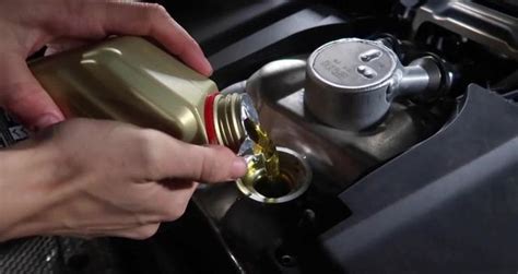 车子没少机油但是显示保养机油是怎么回事？