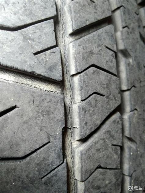 轮胎侧面裂纹是什么原因？