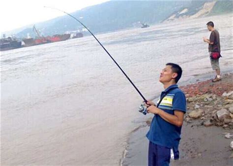 长江钓鱼技巧
