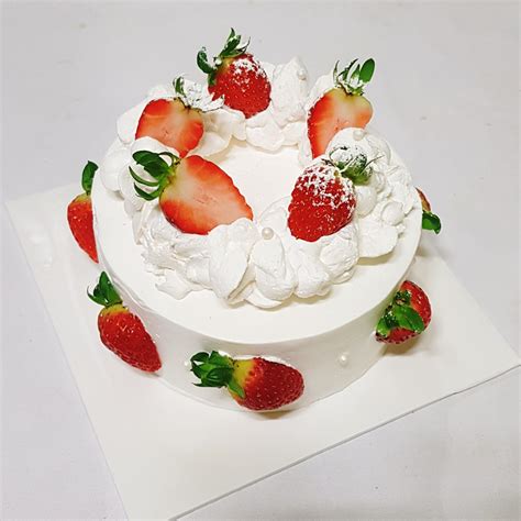 네이버 - 생크림 케이크 디자인