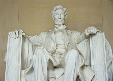 링컨 동상