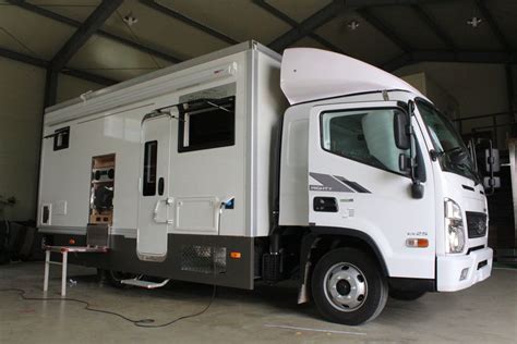 마이티 캠핑카 3.5톤 트럭 캠핑카 오프로드캠핑 넘버원캠핑