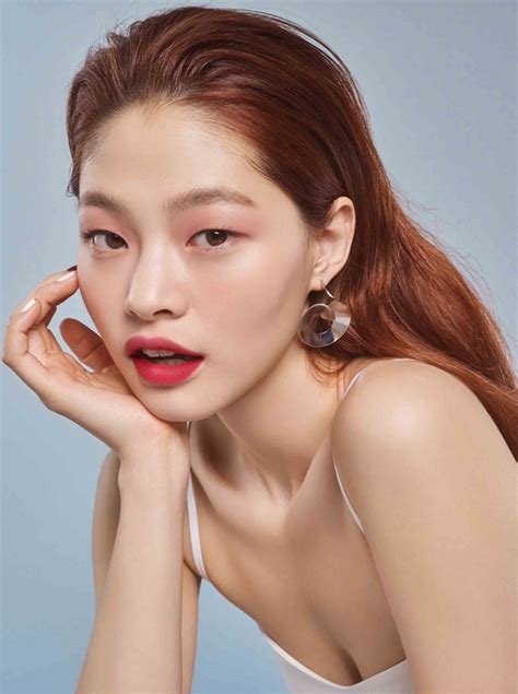 모델 김아현