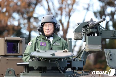 반격능력 보유한 日자위대 동북아 군비경쟁 불붙는다