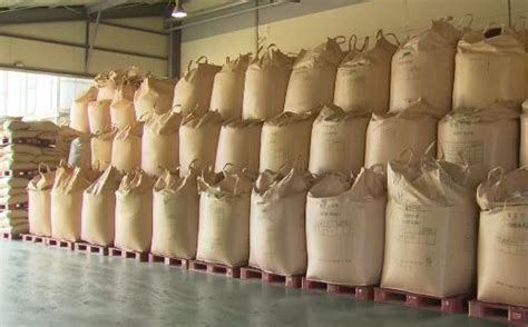 산지 쌀값, 80kg당 18만원선도 무너졌다 - 쌀 80kg 가격