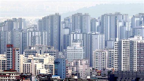 서울 아파트 평균 매매가 3년4개월만 하락12억7000만원