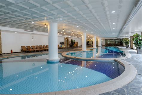 성남 실내 수영장있는 호텔