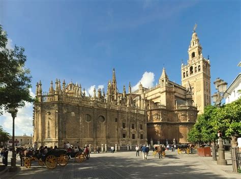 스페인에서 가장 유명한 박물관 12곳이 여러분을 기다리고