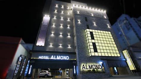 아몬드 호텔
