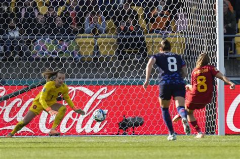여자 월드컵 8강 VAR PK에 울고 웃고스페인, 연장 접전 끝 네덜란드
