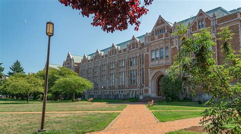 워싱턴 대학교 accommodation