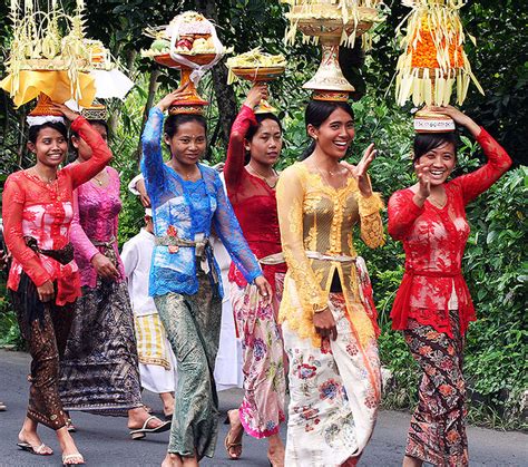 인도네시아 전통 의상
