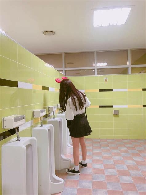 일본 야동 간이 화장실