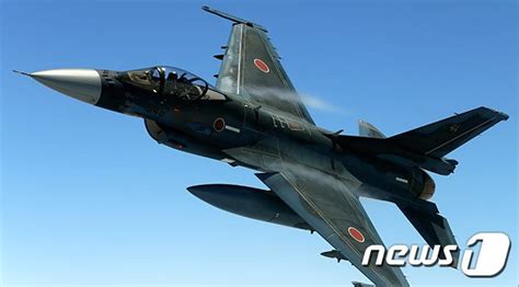 일본 자위대 F 촬영 중 접촉사고 - 일본 전투기 - Bjm1R36