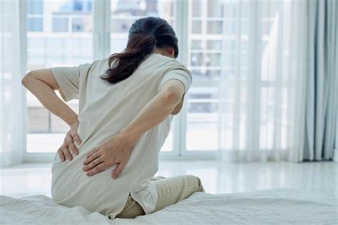 젊은층 허리통증생소한 이 질병들 때문일 수도 - 허리 아래 통증