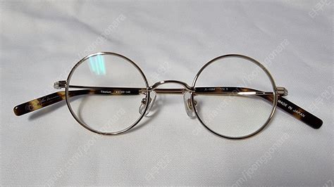 존 레논, 해리 포터의 안경, 섀빌로 아이웨어 지큐 코리아 GQ