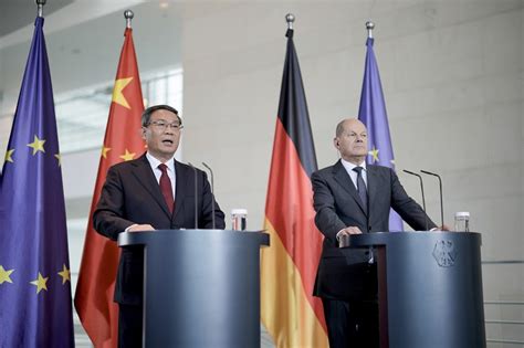 중국 방문했다 욕 먹는 독일 총리웃음 짓는 중국> 특파원 리포트 중국