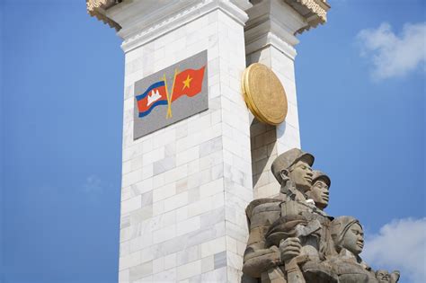 캄보디아 베트남 우정 기념비 accommodation