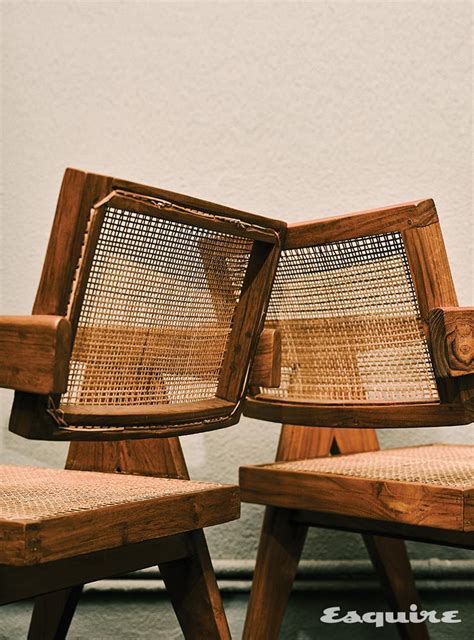 피에르 잔느 레 - 비슷해 보이는 두 의자 사이의 결정적인 차이점