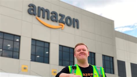 ¿Cómo Debo Proceder Para Conseguir Un Trabajo En Amazon?