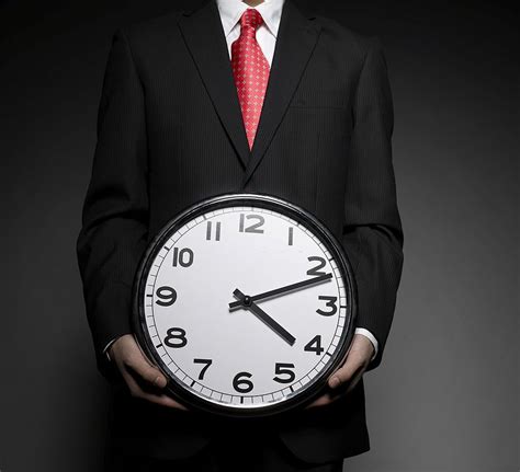 ﻿¿cuántas horas es el empleo de tiempo completo en ontario?