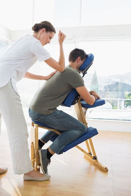 ﻿¿cuánto dura una carrera de terapeuta de masaje?
