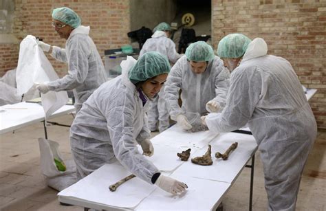 ﻿¿cuánto ganan los antropólogos forenses?