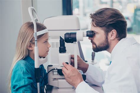 ﻿¿cuánto tiempo tienes que ir a la escuela para ser un optometrista?