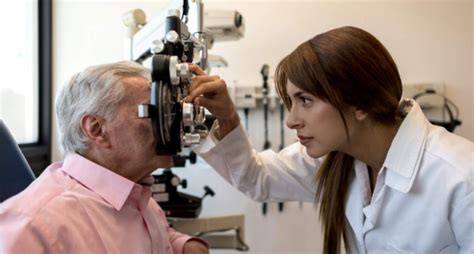 ﻿¿es la optometría una buena elección de carrera?