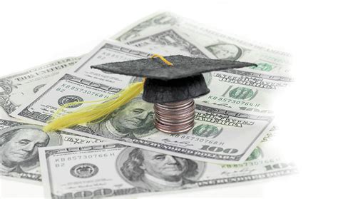 ﻿¿la deuda estudiantil afecta el empleo?