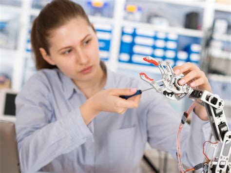 ﻿¿qué tan difícil es conseguir un trabajo para ingeniería robótica?