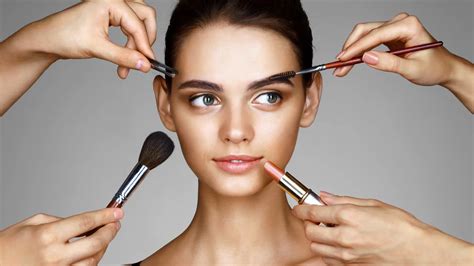 ﻿8 sencillos pasos para el maquillaje perfecto para el trabajo