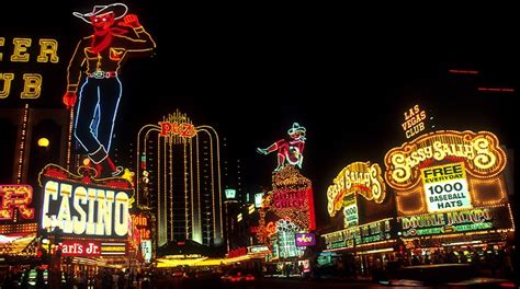 ﻿Amerika kumarhane şehri: Rüya Şehir Las Vegas Hakkında 25 Şaşırtıcı Gerçek Paratic