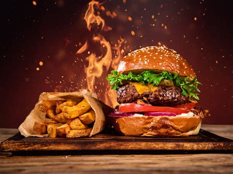 ﻿Poker burger yemeksepeti: Burger Extra   Sporcular için yumurtalı hamburger eklemeyi 