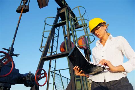 ﻿cómo conseguir un trabajo en el campo petrolero en el extranjero trabajando en una plataforma