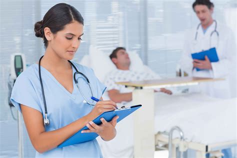 ﻿el papel y las responsabilidades de una enfermera con la medicación