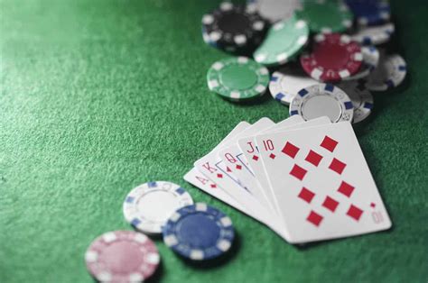 ﻿poker ile ilgili terimler: paralı poker poker oyna online poker paralı