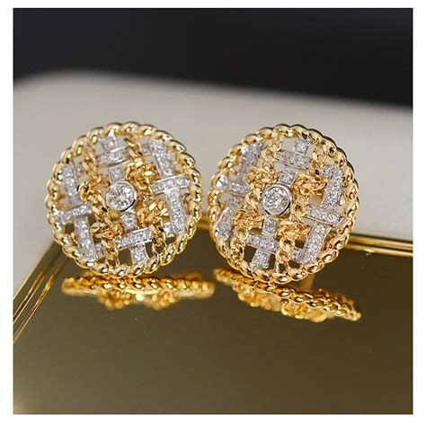 2024 🌟 Unleash Your Style with 18k Gold Stud Earrings 💍-marketplaceplus.shop