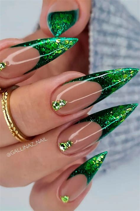 2024 🎈🎉 Title: Nail Art for New Years Eve: A Sparkling Celebration! 🎆✨-marketplaceplus.shop