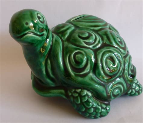 💚 A GORGEOUS VINTAGE ‘SYLVAC’ COLLECTABLE ‘TORTOISE’ MONEY BOX WITH BUNG!