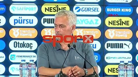 🟡🔵 İkinci yarıda gelen gollerin ardından Jose Mourinho #shorts #fenerbahçe