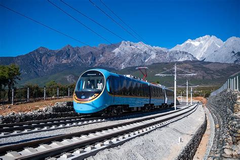  有没有人单独从温州坐火车到过丽江的？