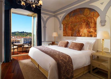 谁住过佛罗伦萨美好家园酒店？