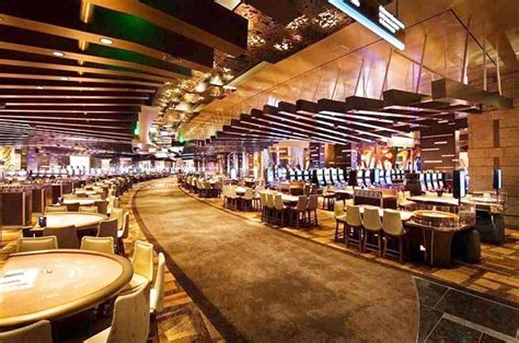  21 casino restaurant