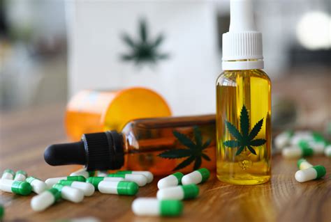  Can CBD oil be used with prescription medication? Generally, CBD is very safe to be used alongside prescription medicines and supplements