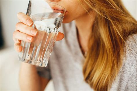  Drinking sufficient amounts of water may also help to remove THC metabolites through urine and bowel movements