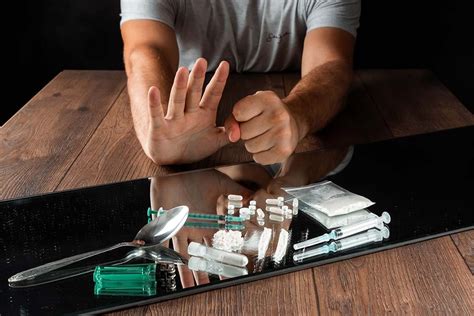 Drug Detox Side Effects Quitting drugs suddenly after long-term use often causes several side effects, some of which are potentially dangerous