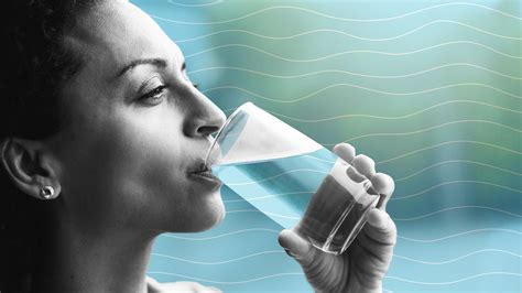  Instead of drinking a large amount of water all at once, spread your hydration throughout the day at minute intervals